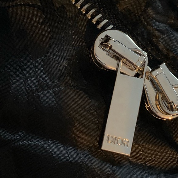 CD oblique tech polymide puffer. Size 50 (XL) oversized. - Picture 6 of 10